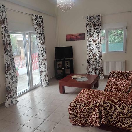Beautiful Apartment Anais Near The Sea Agia Triada  Exterior foto